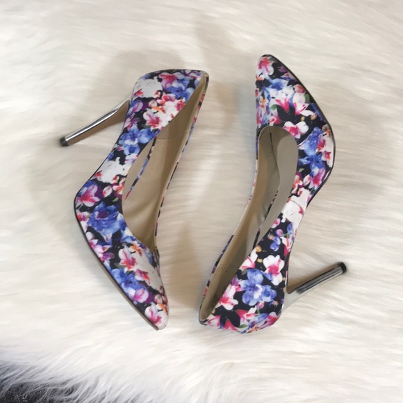 Apt. 9 Shoes - Apt 9 Floral Print with metallic heels
